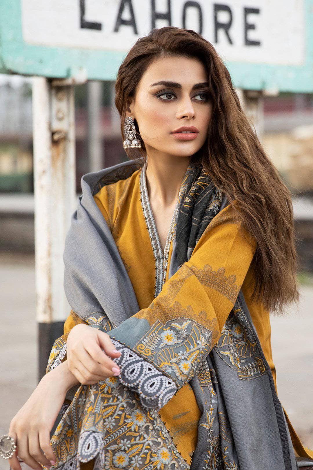 img_nureh_maya_khaddar_vol_2_awwal_boutique