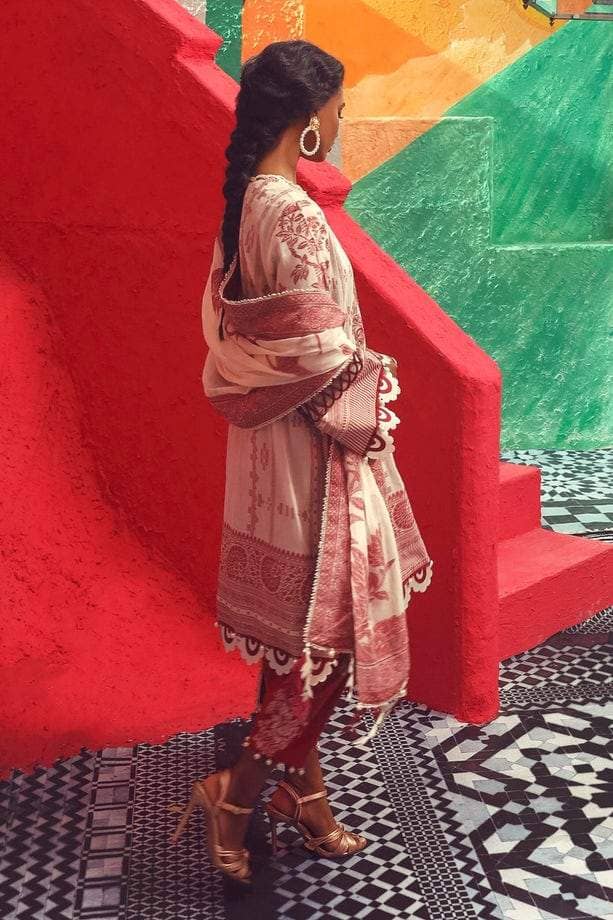 img_sana_safinaz_pre_fall_winter_collection_awwal_boutique