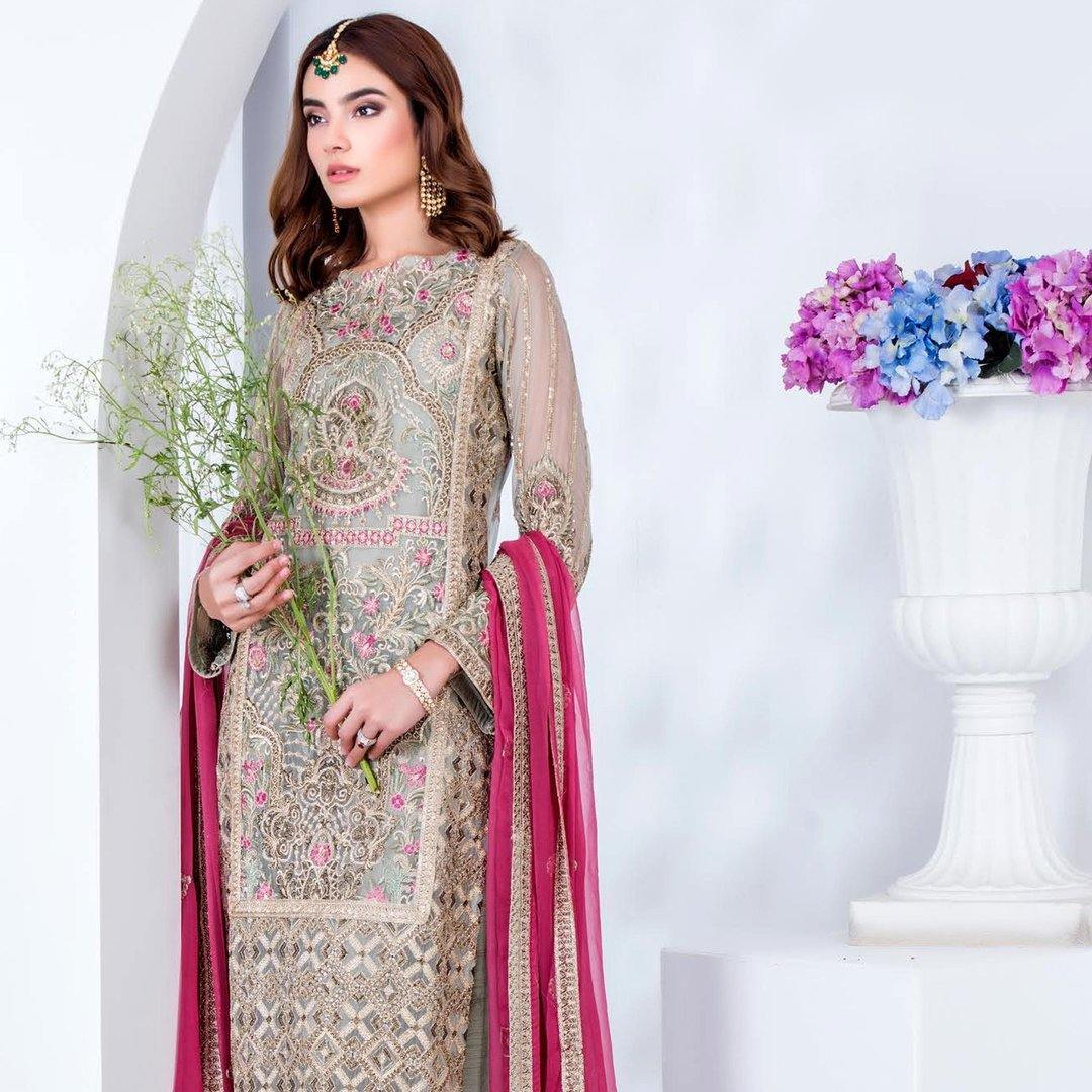 img_jannan_premium_embroidered_chiffon_awwal_boutique