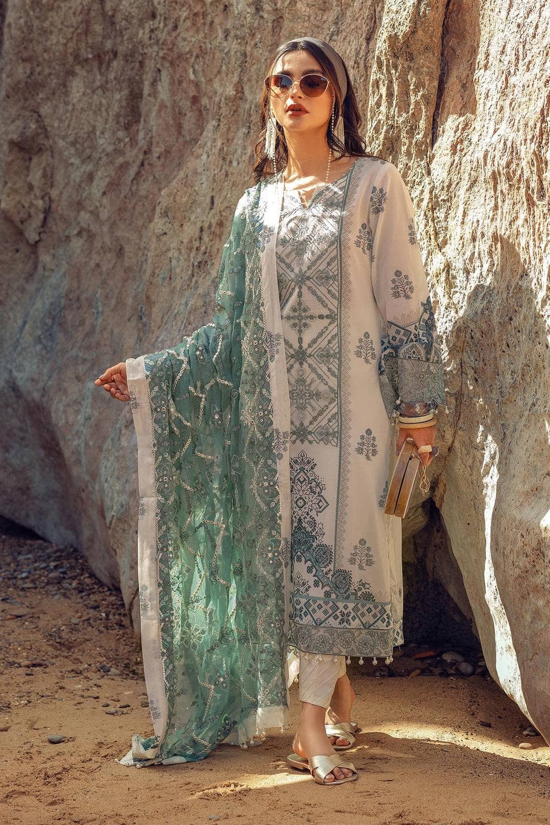 img_nureh_maya_swiss_voil_awwal_boutique