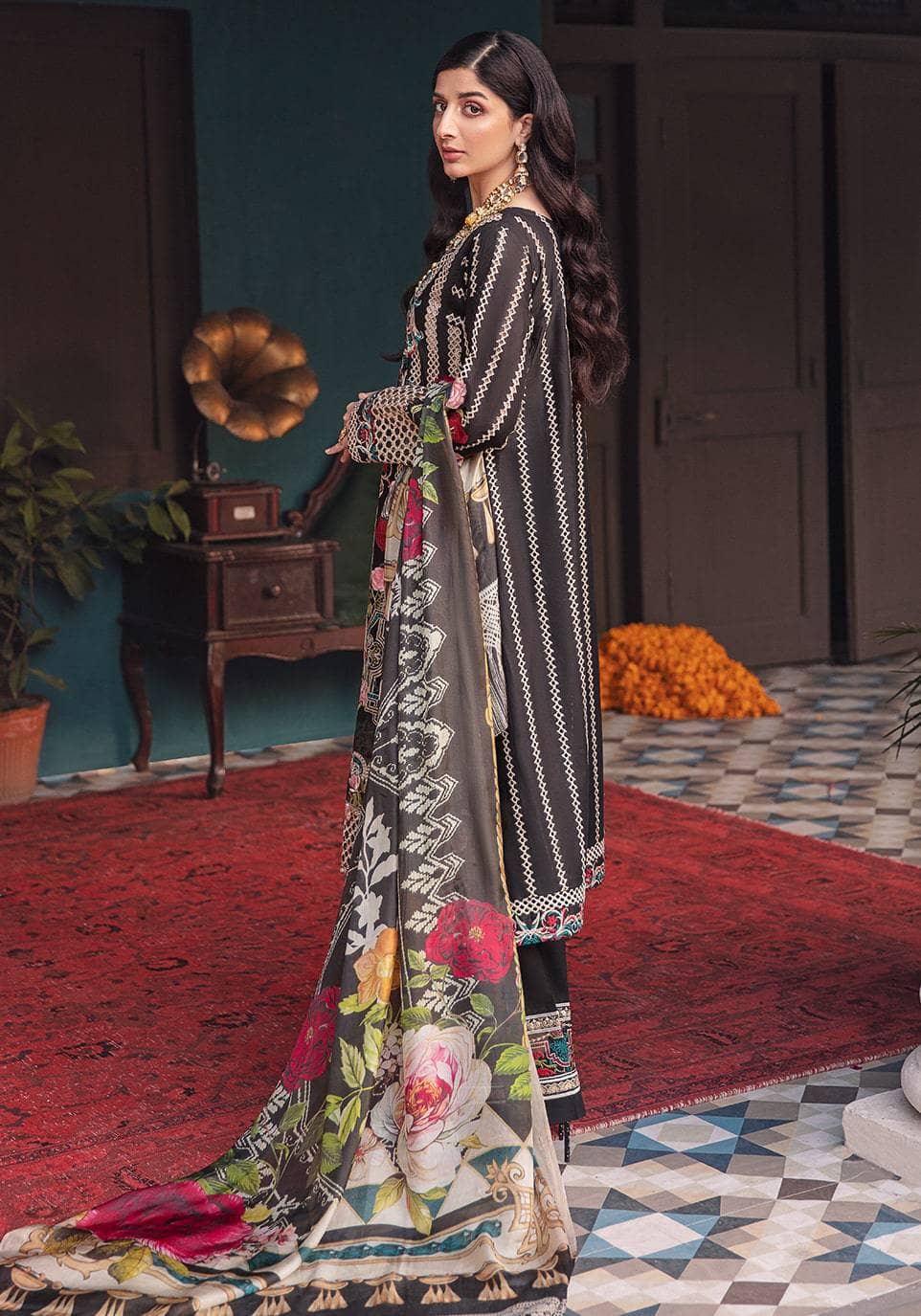 img_elaf_festive_chiknakari_lawn_22_awwal_boutique