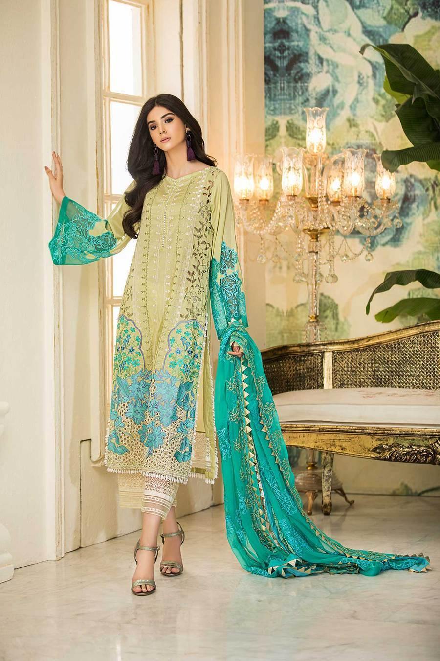 img_charizma_festive_signature_lawn_collection_2020_awwal_boutique