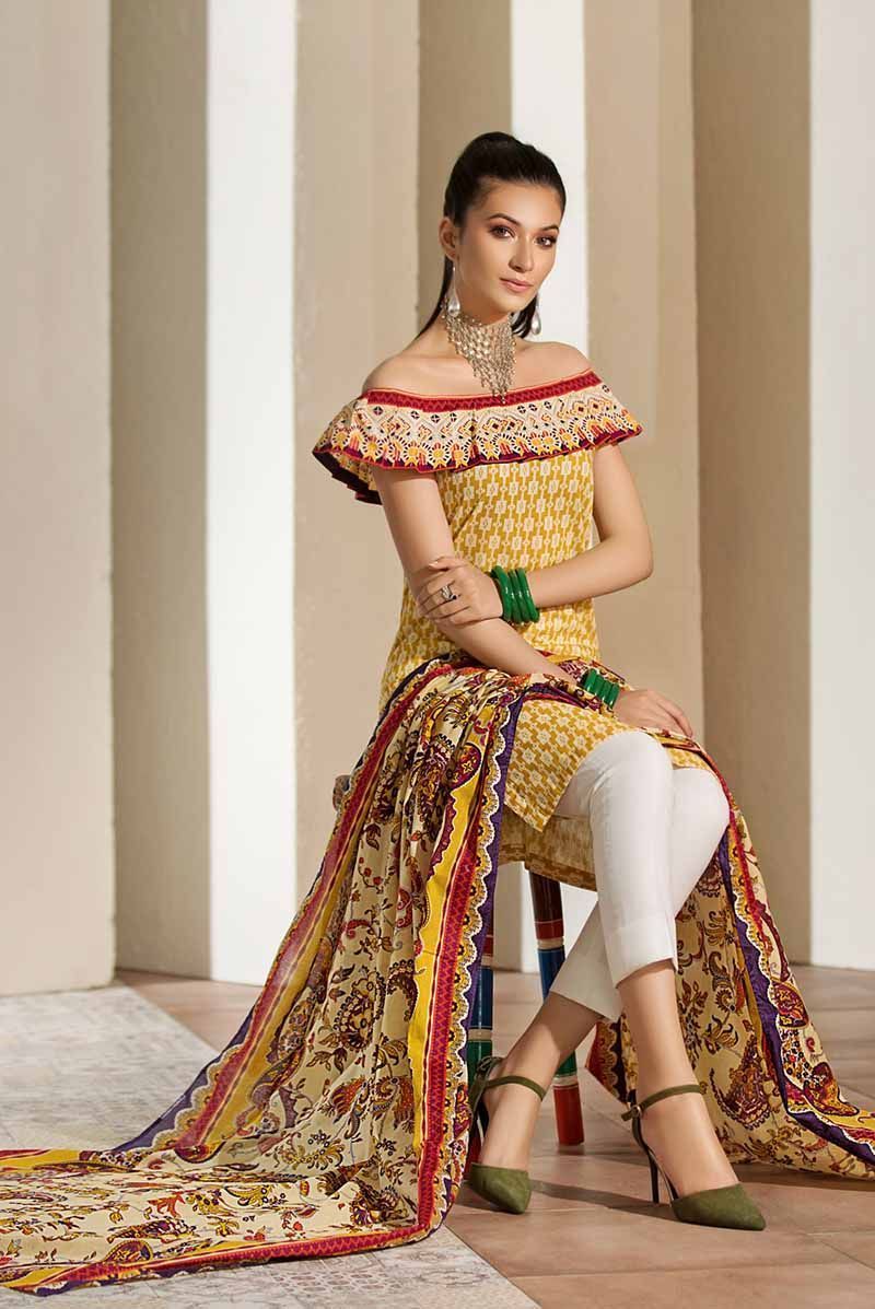 img_gul_ahmed_cambric_collection_awwal_boutique