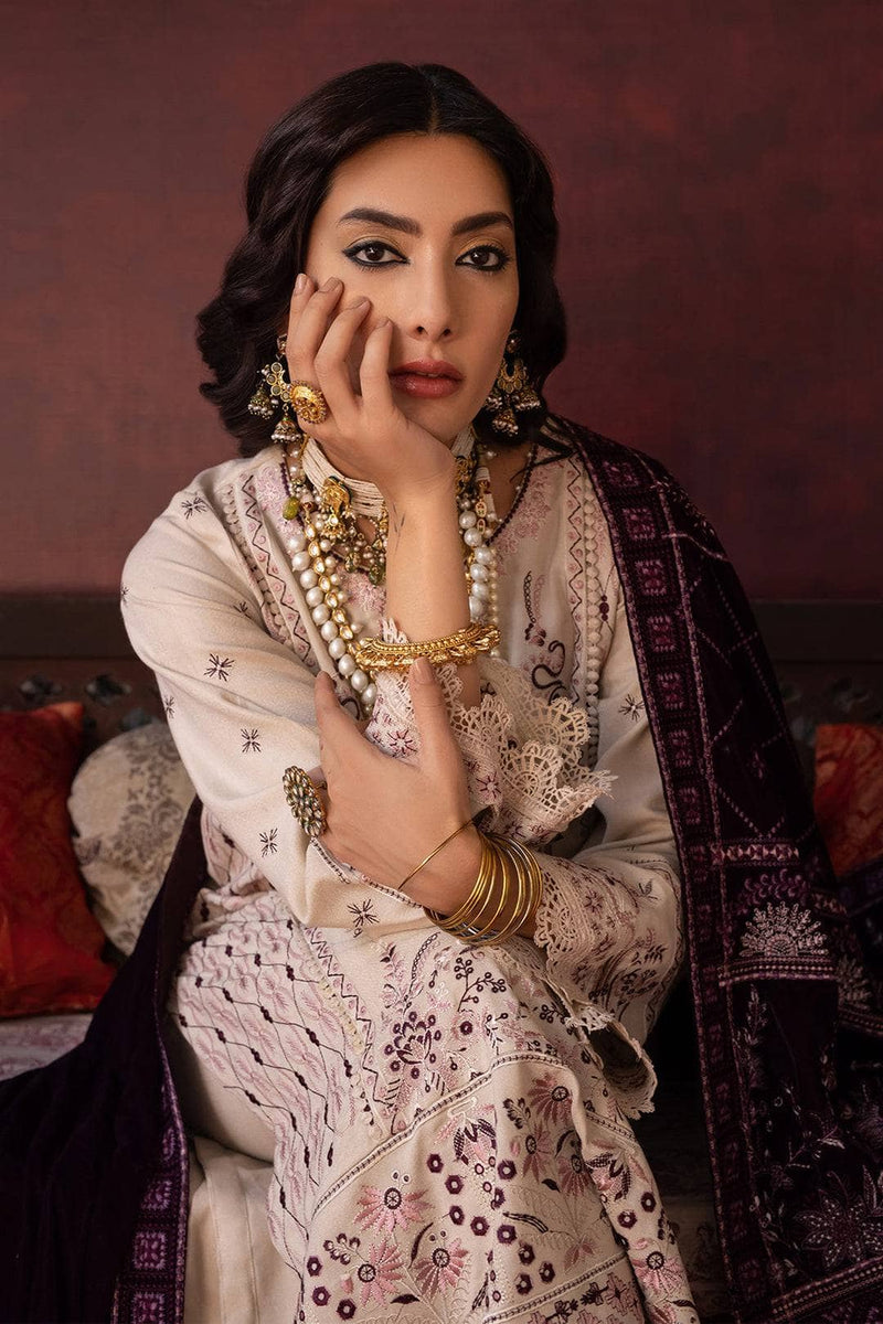 img_leather_peach_embroidered_shirt_velvet_shawl_awwal_boutique