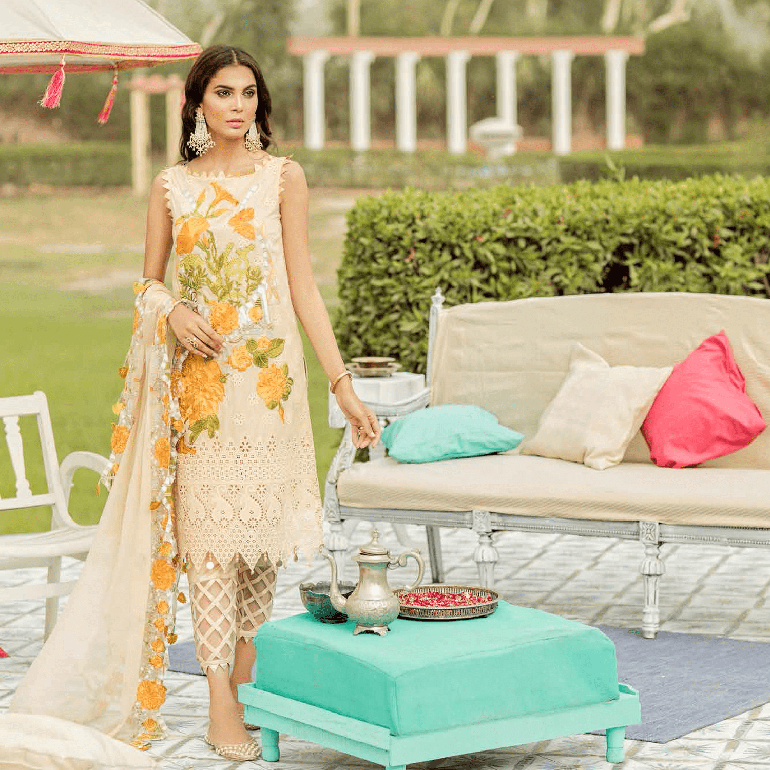 img_charizma_festive_formal_Lawn_Collection_awwal_boutique