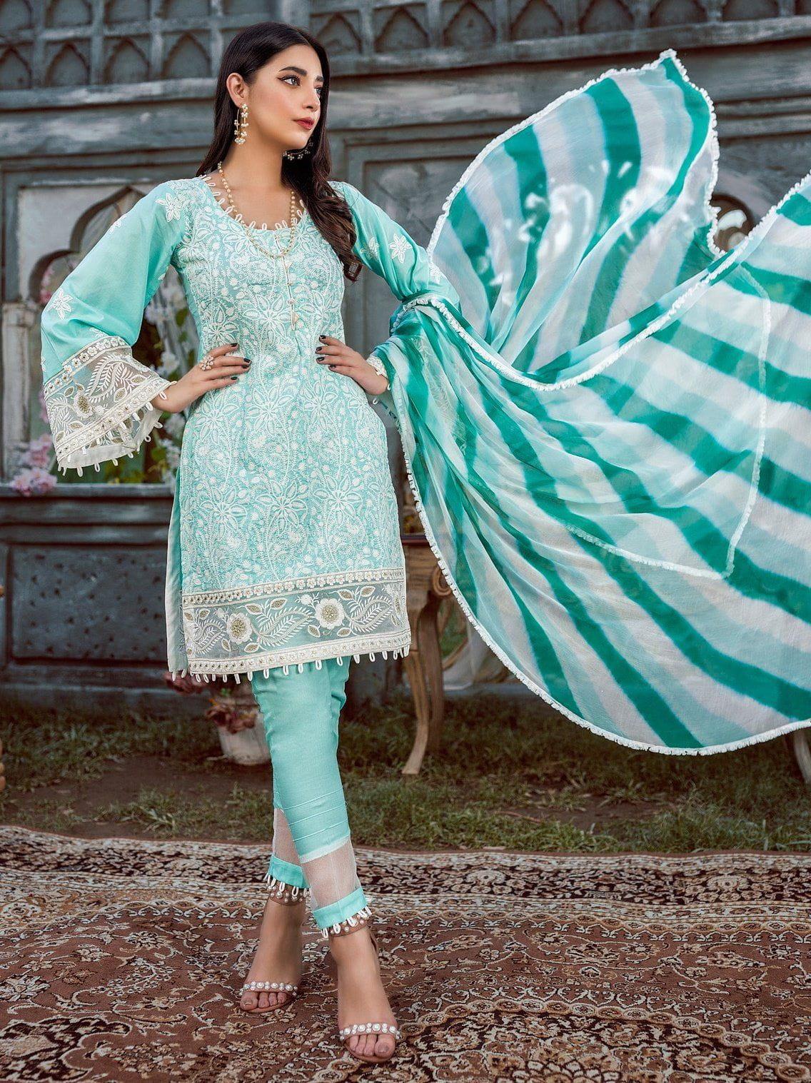 img_umyas_chikankari_pakistani_suits_awwal_boutique