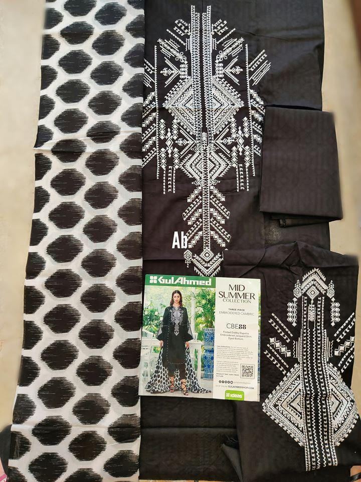 img_open_pic_gul_ahmed_lawn_awwal_boutique