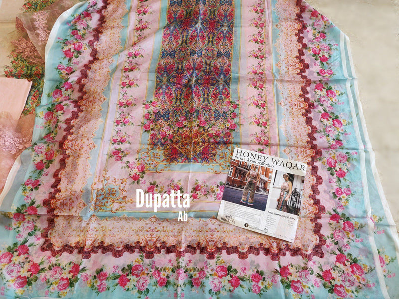 img_honey_waqar_lawn_collection_awwal_boutique_open_pic