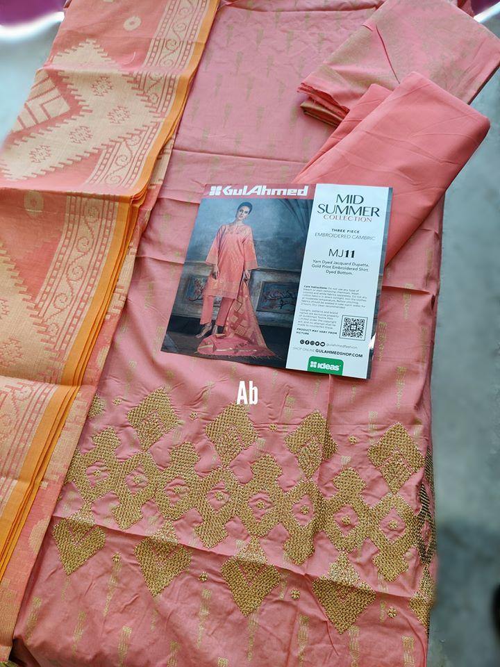 img_open_pic_gul_ahmed_lawn_awwal_boutique