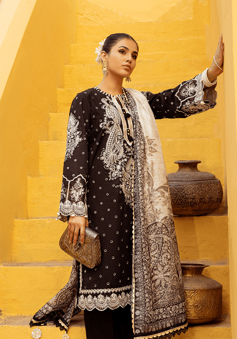 img_zarqash_lawn_23_awwal_boutique