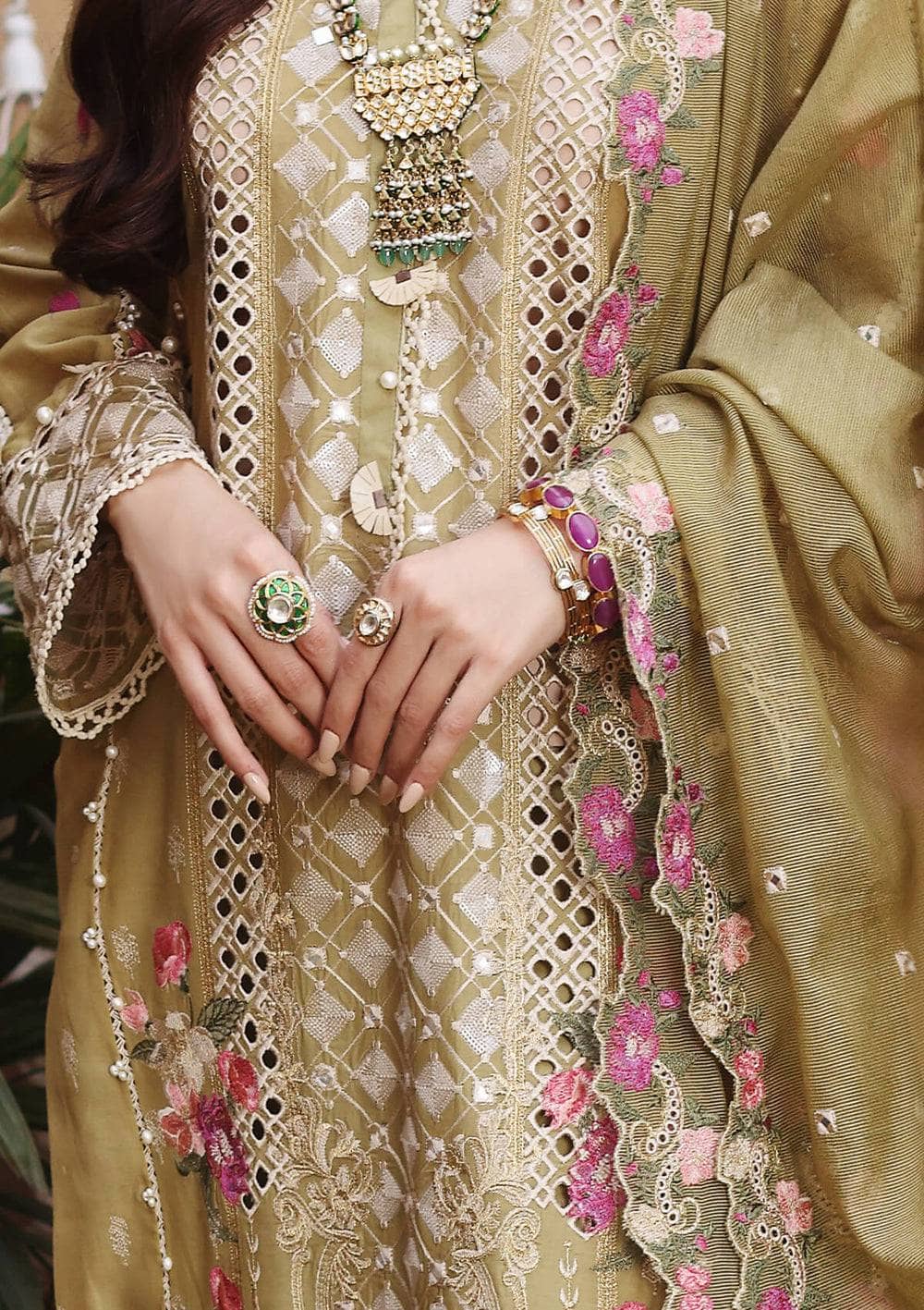 img_elaf_luxury_lawn_22_awwal_boutique