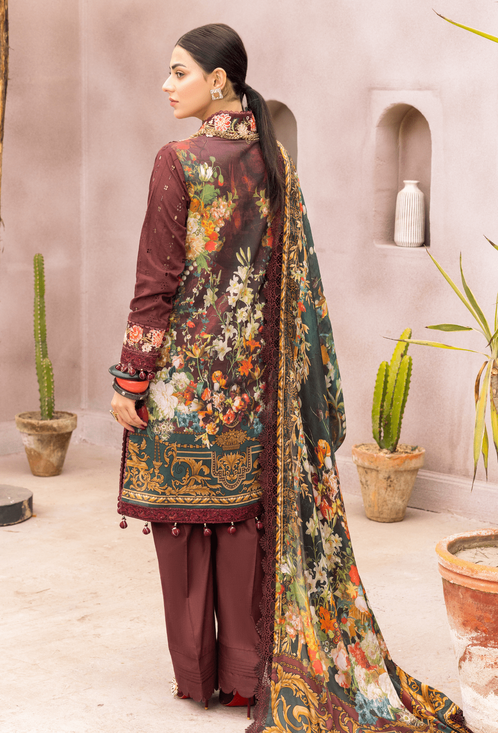 img_adans_libas_luxuriate_awwL_boutique