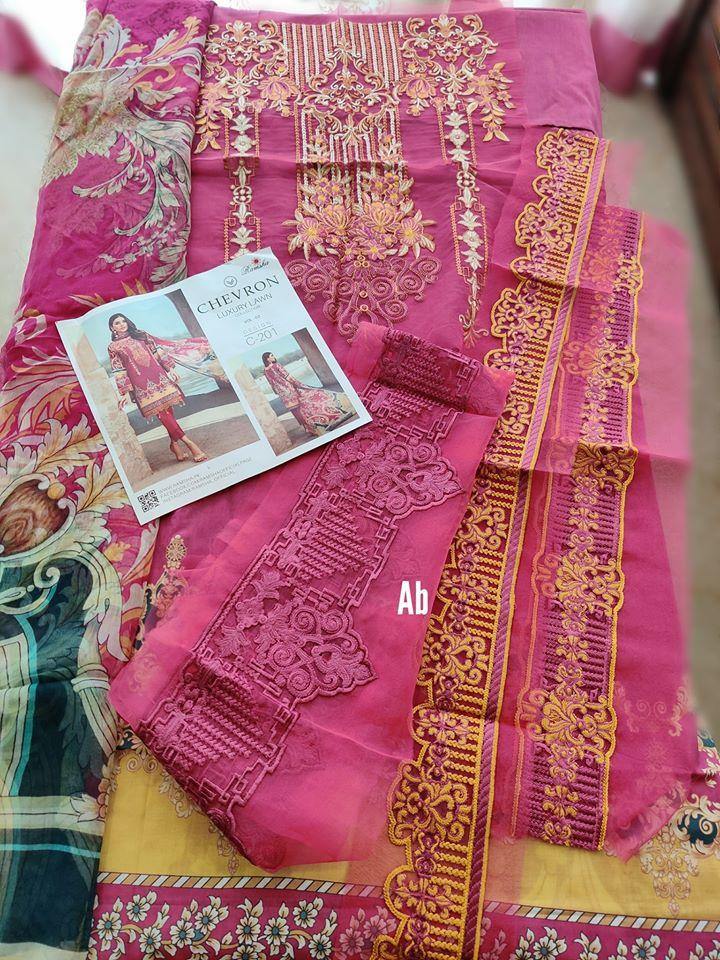 img_open_pic_ramsha_chevron_lawn_awwal_boutique