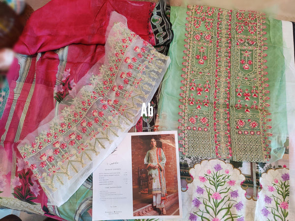 img_open_pic_afsaneh_lawn_collection_awwal_boutique