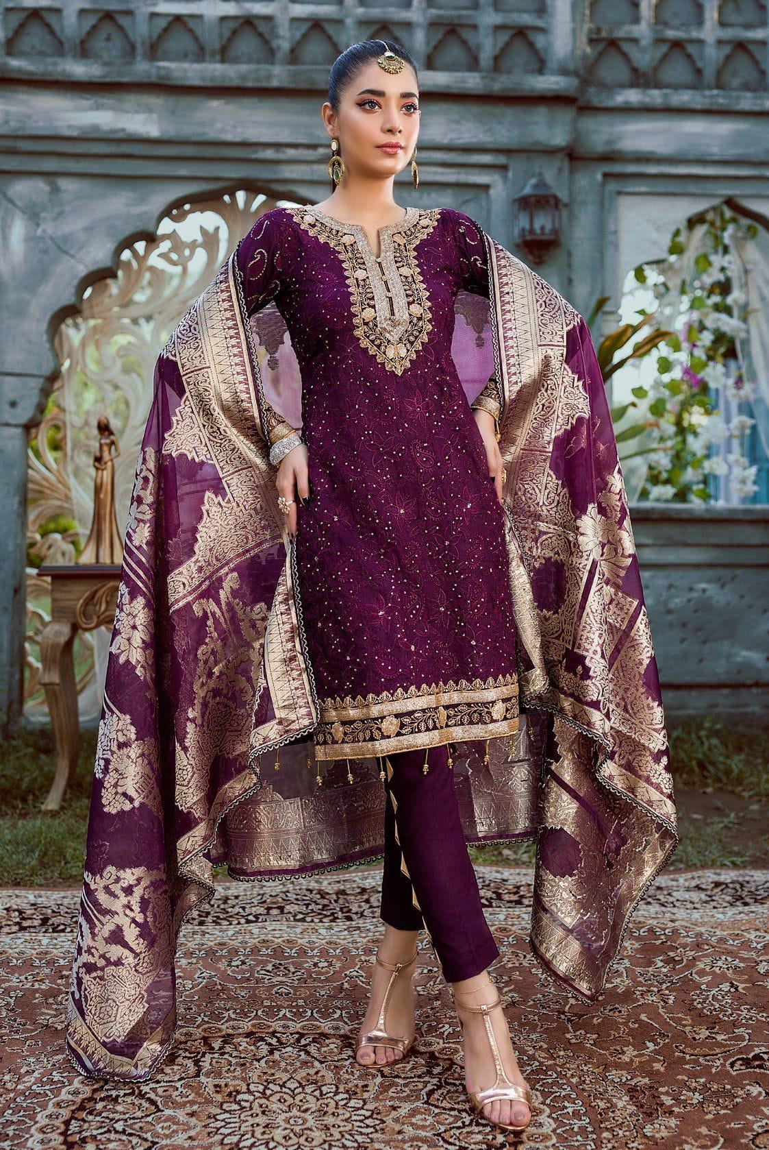 img_umyas_chikankari_pakistani_suits_awwal_boutique