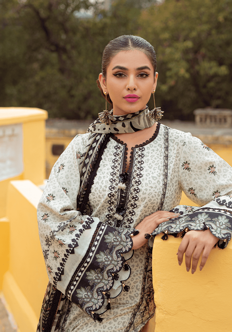 img_zarqash_lawn_23_awwal_boutique