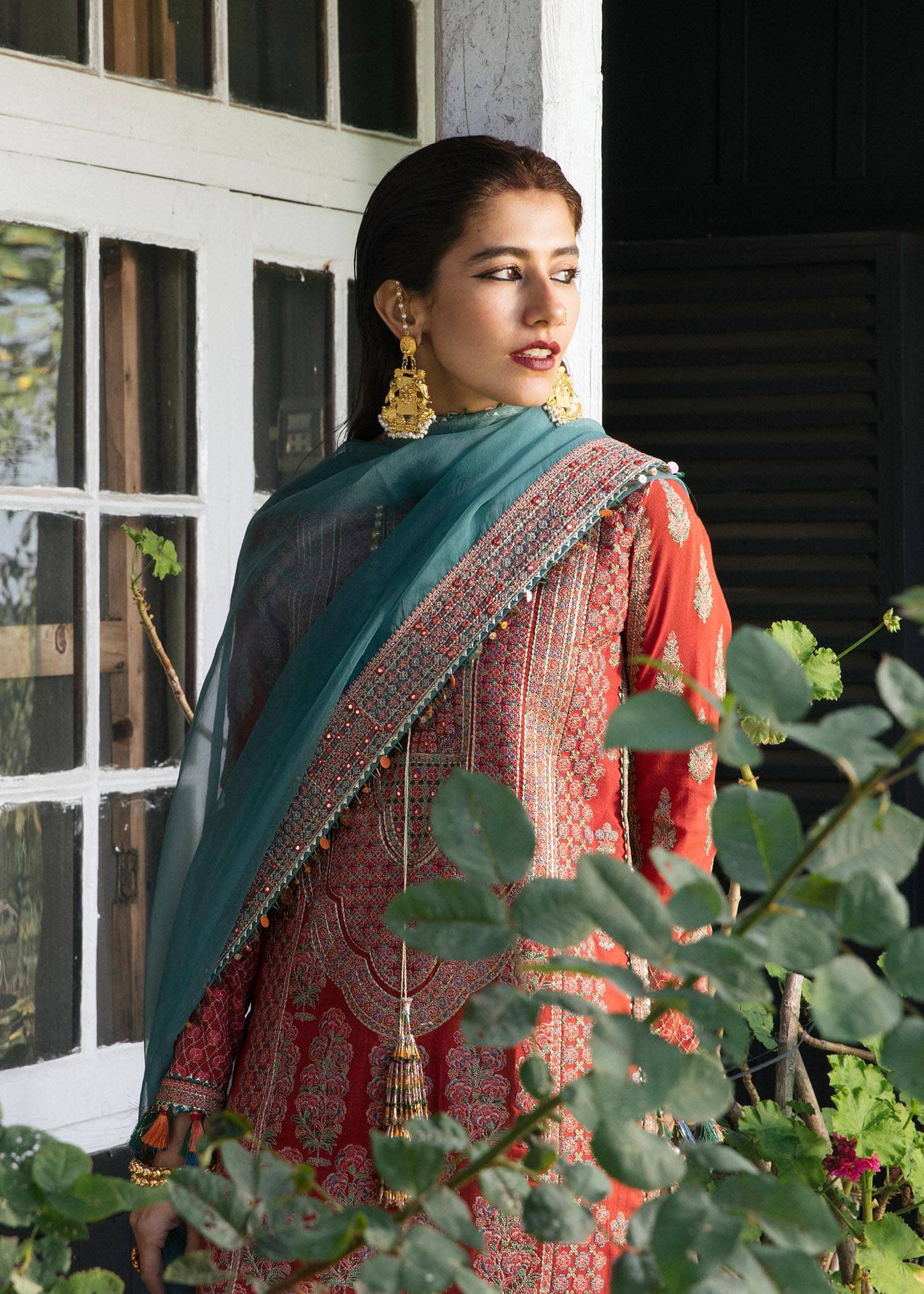 img_hussain_rehar_karandi_22_awwal_boutique