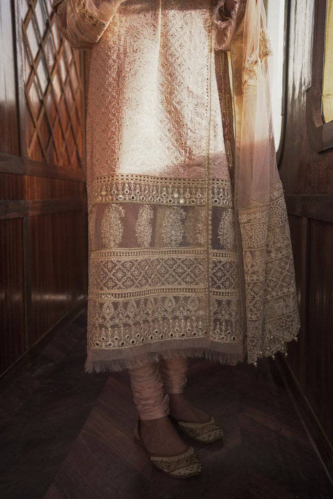 img_qalamkar_luxury_lawn_2021_awwal_boutique