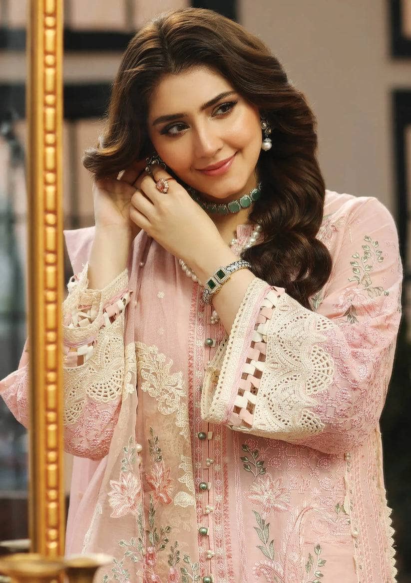 img_kahf_premium_lawn_awwal_boutique