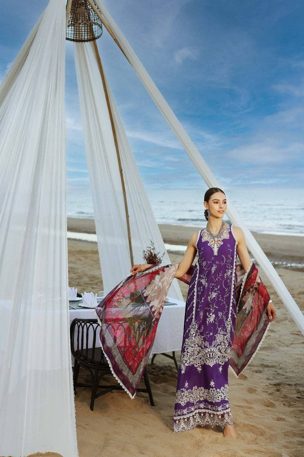 img_saadia_asad_noor_chikankari_23_awwal_boutique