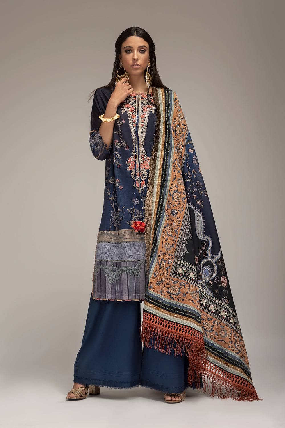 img_sobia_nazir_lawn_prints_22_awwal_boutique