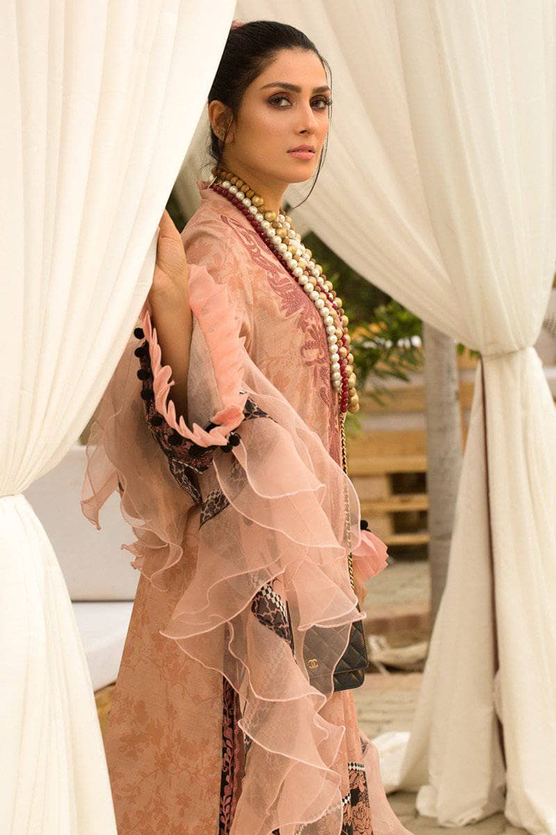 img_zoha_lawn_2021_by_ansab_jahangir_awwal_boutique