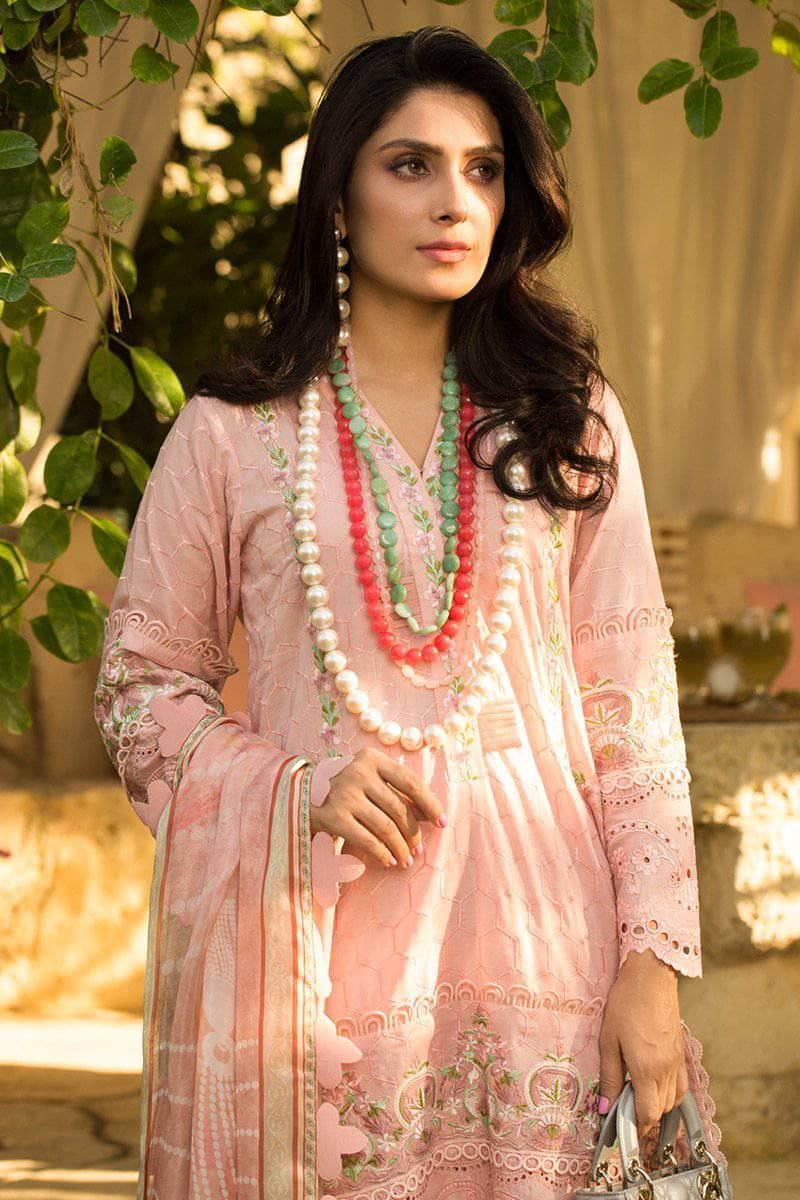 img_zoha_lawn_2021_by_ansab_jahangir_awwal_boutique
