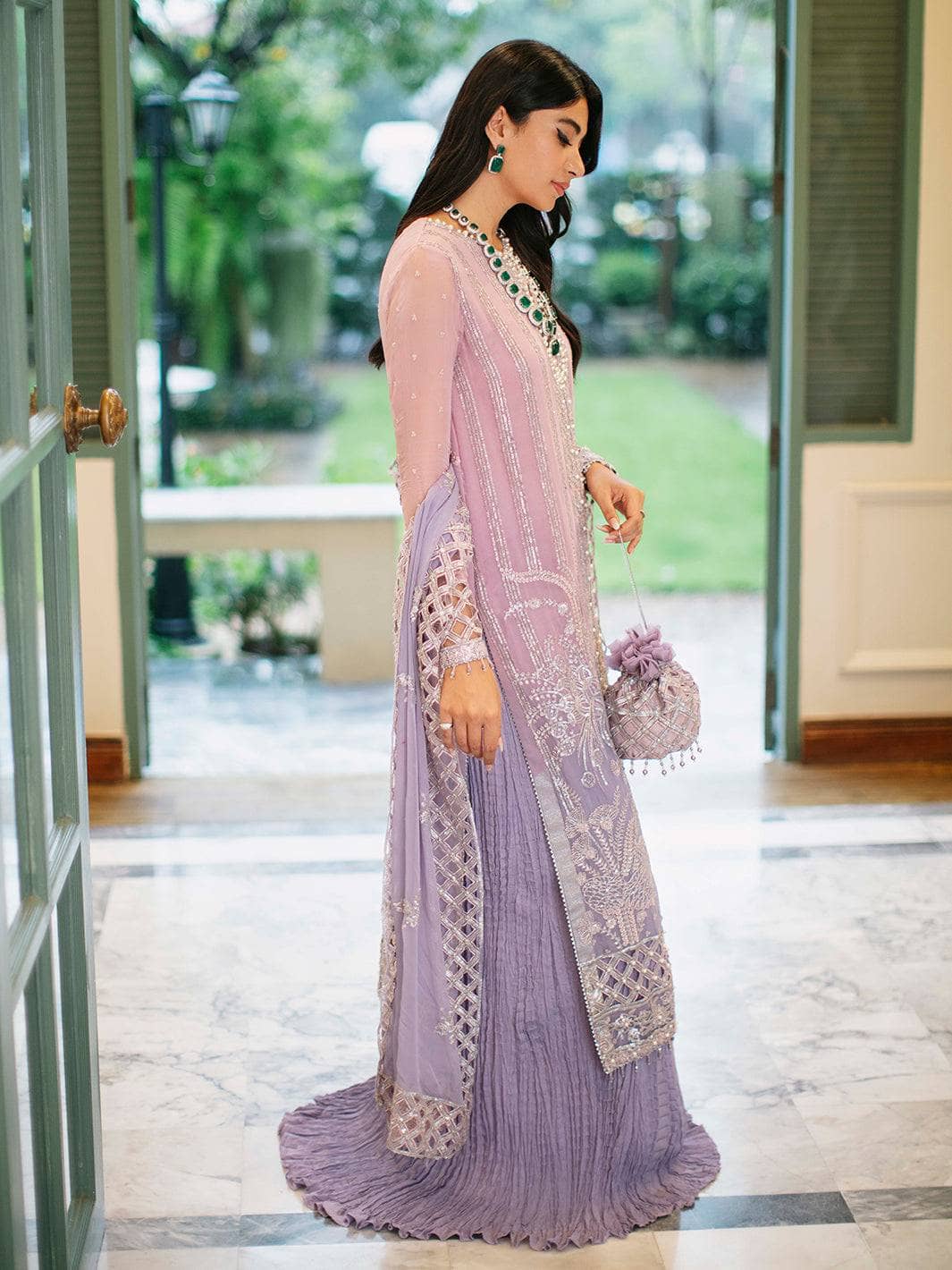 img_roheenaz_luxury_formals_22_awwal_boutique