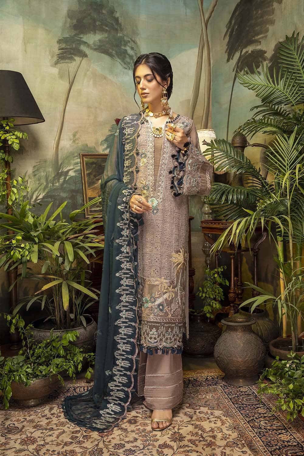 img_adans_llibas_guzarish_chikankari_chiffon_awwal_boutique