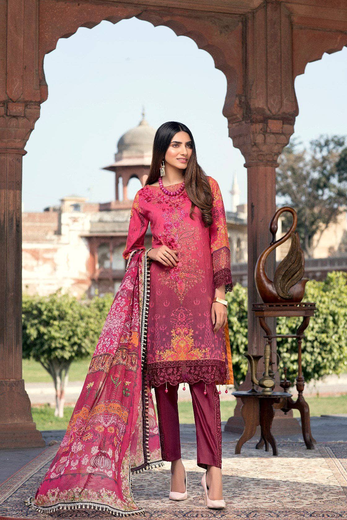 img_azure_luxury_lawn_collection_awwal_boutique