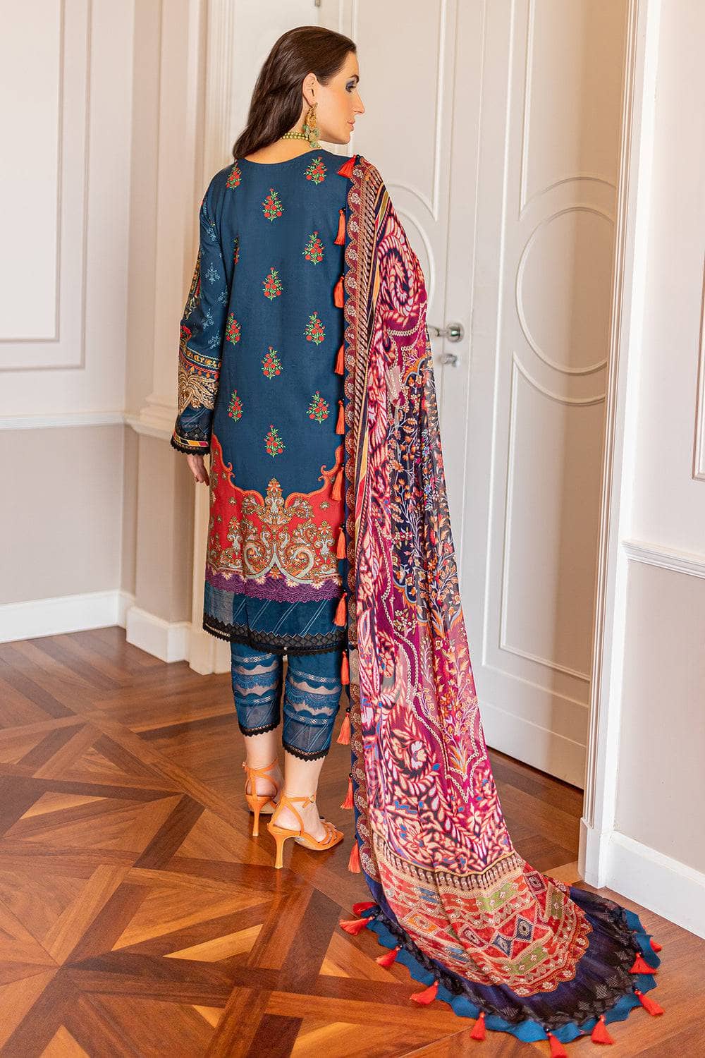 img_jade_bliss_lawn_23_awwal_boutique