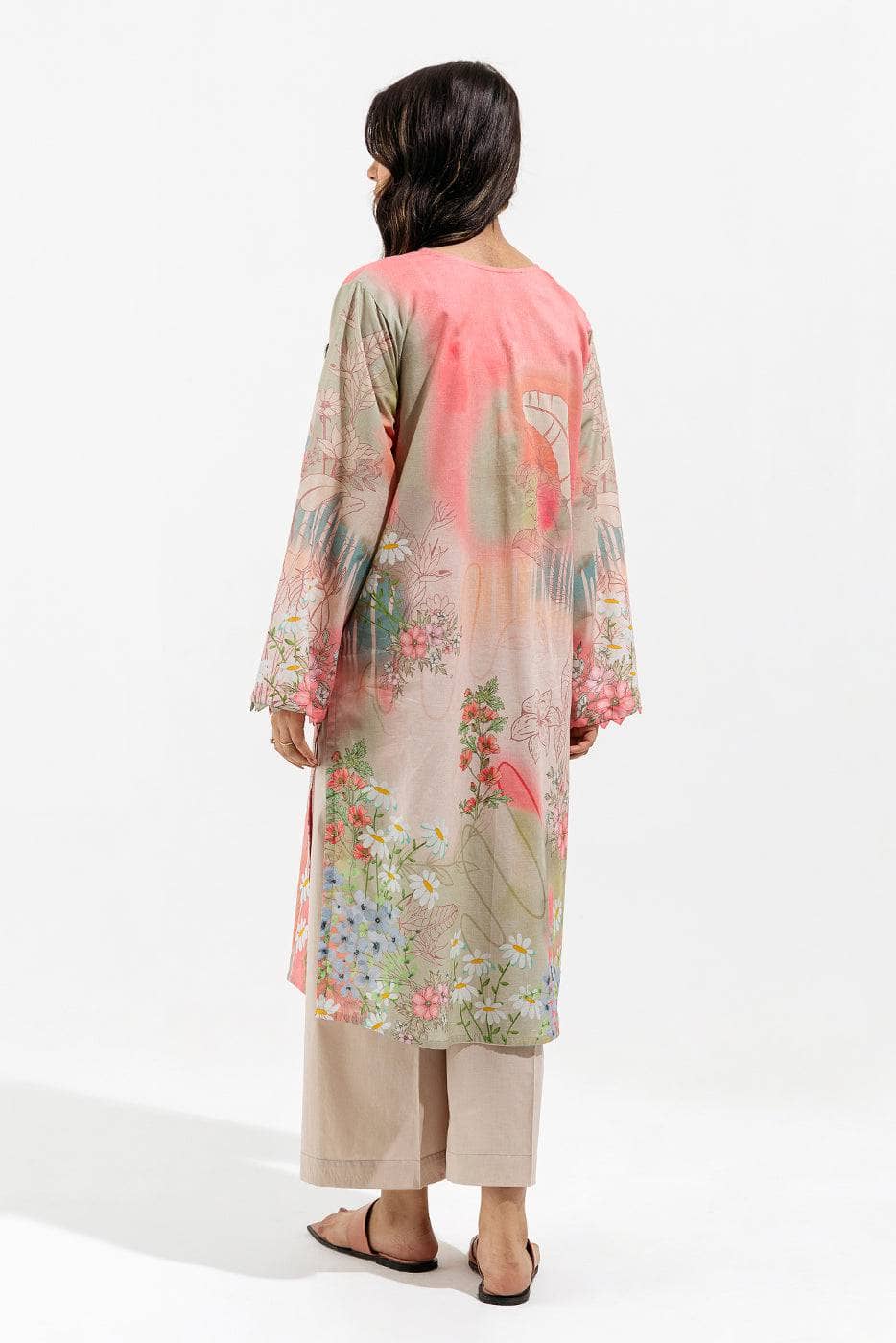 img_beechtree_lawn_23_awwal_boutique