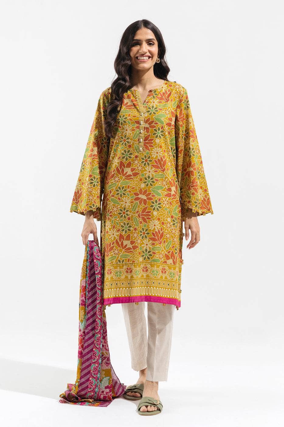 img_beechtree_lawn_23_awwal_boutique