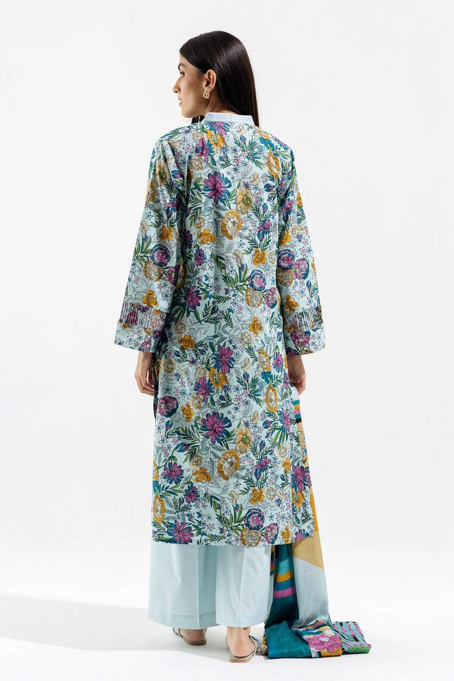 img_beechtree_lawn_23_awwal_boutique