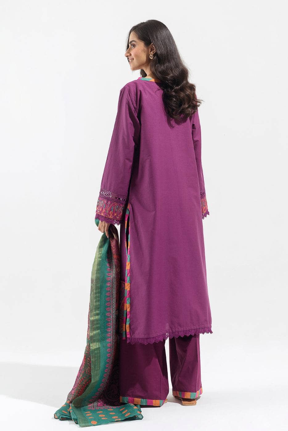 img_beechtree_lawn_23_awwal_boutique