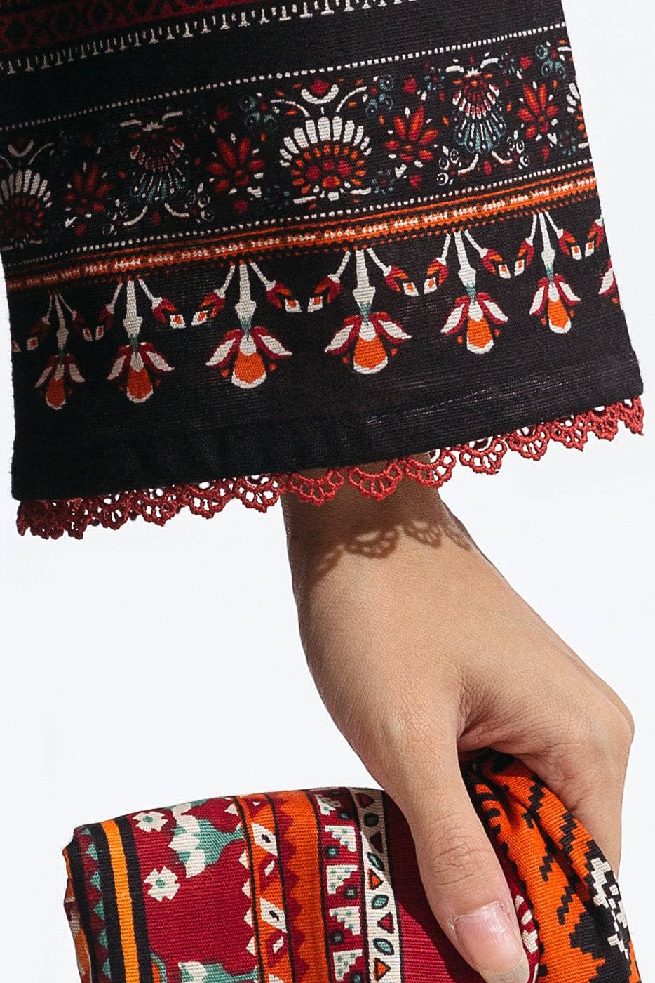 img_beechtree_winter_22_awwal_boutique