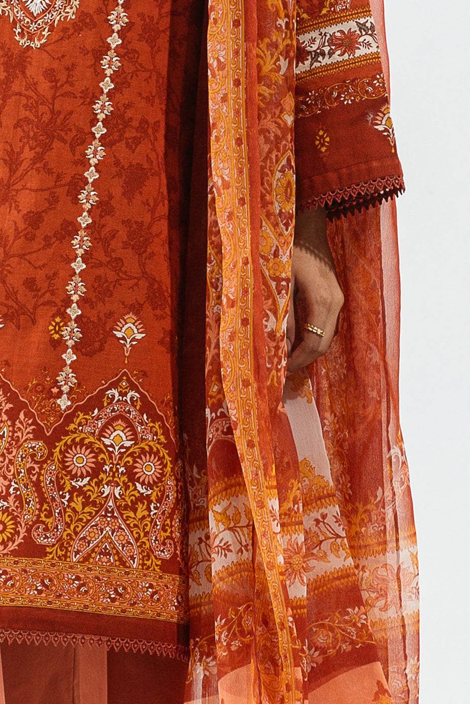 Img_beechtree_fall_winter_22_awwal_boutique