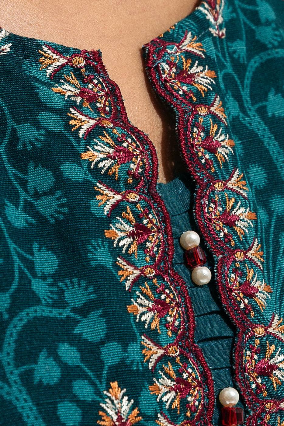 Img_beechtree_fall_winter_22_awwal_boutique