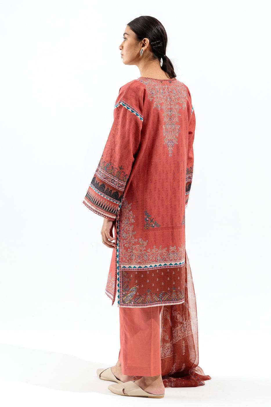 Img_beechtree_fall_winter_22_awwal_boutique