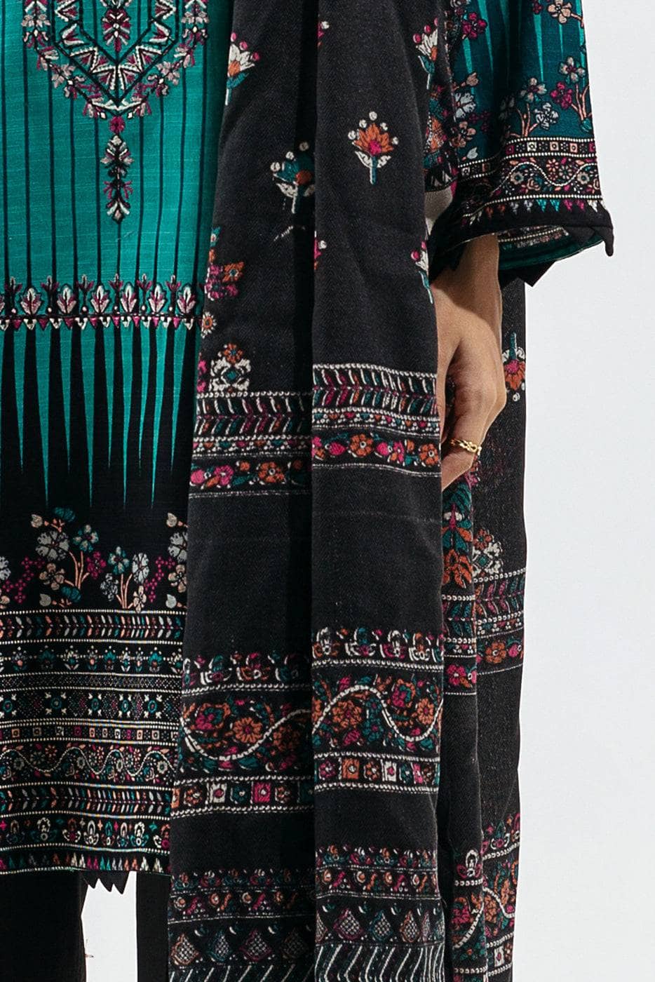 Img_beechtree_fall_winter_22_awwal_boutique