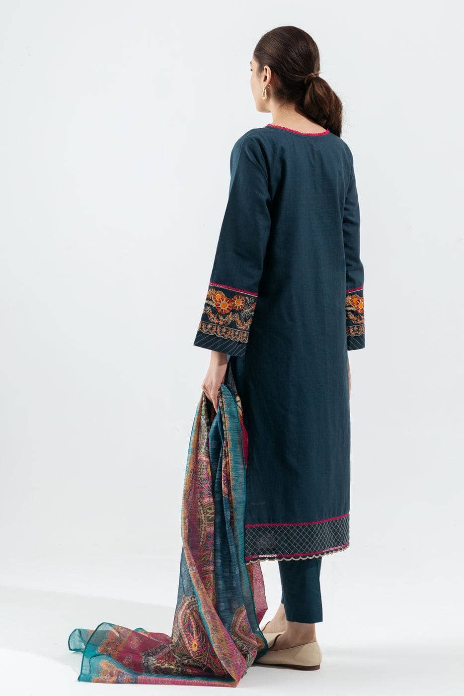 Img_beechtree_fall_winter_22_awwal_boutique