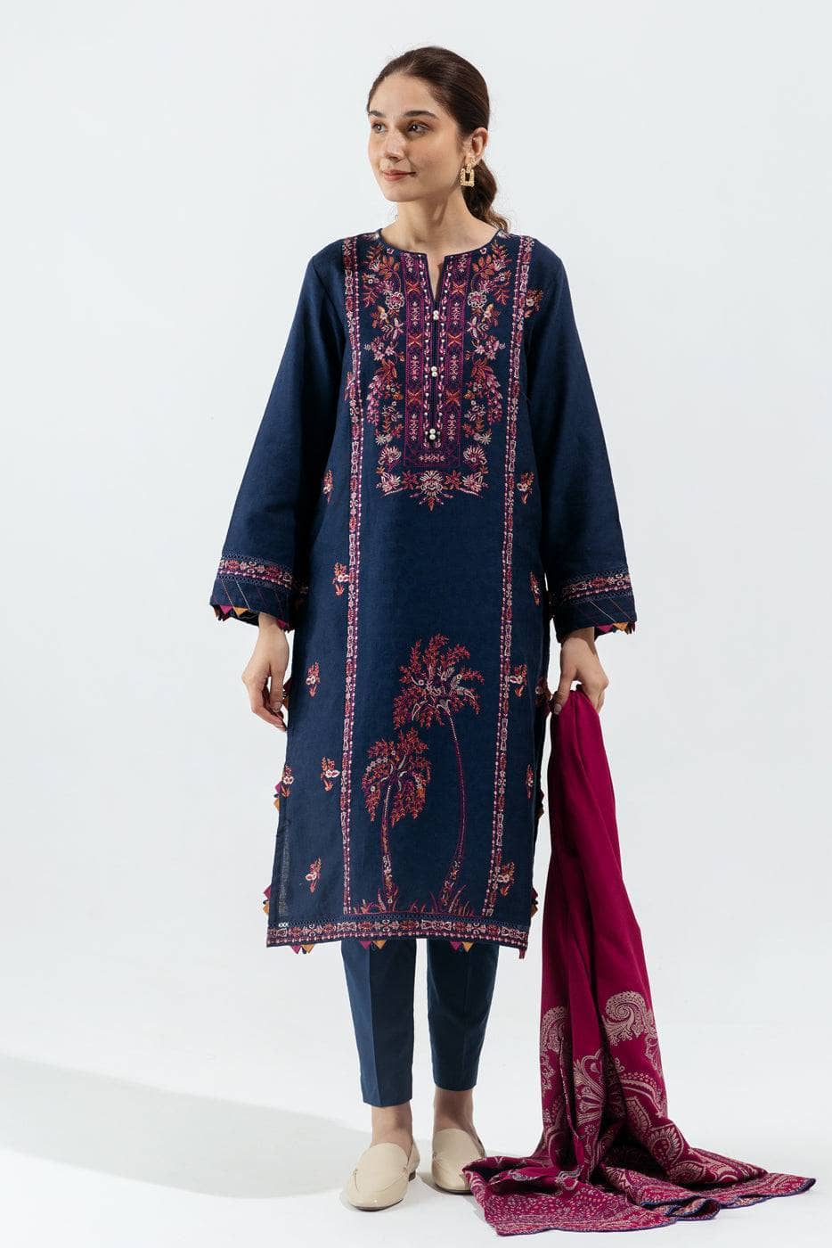 Img_beechtree_fall_winter_22_awwal_boutique