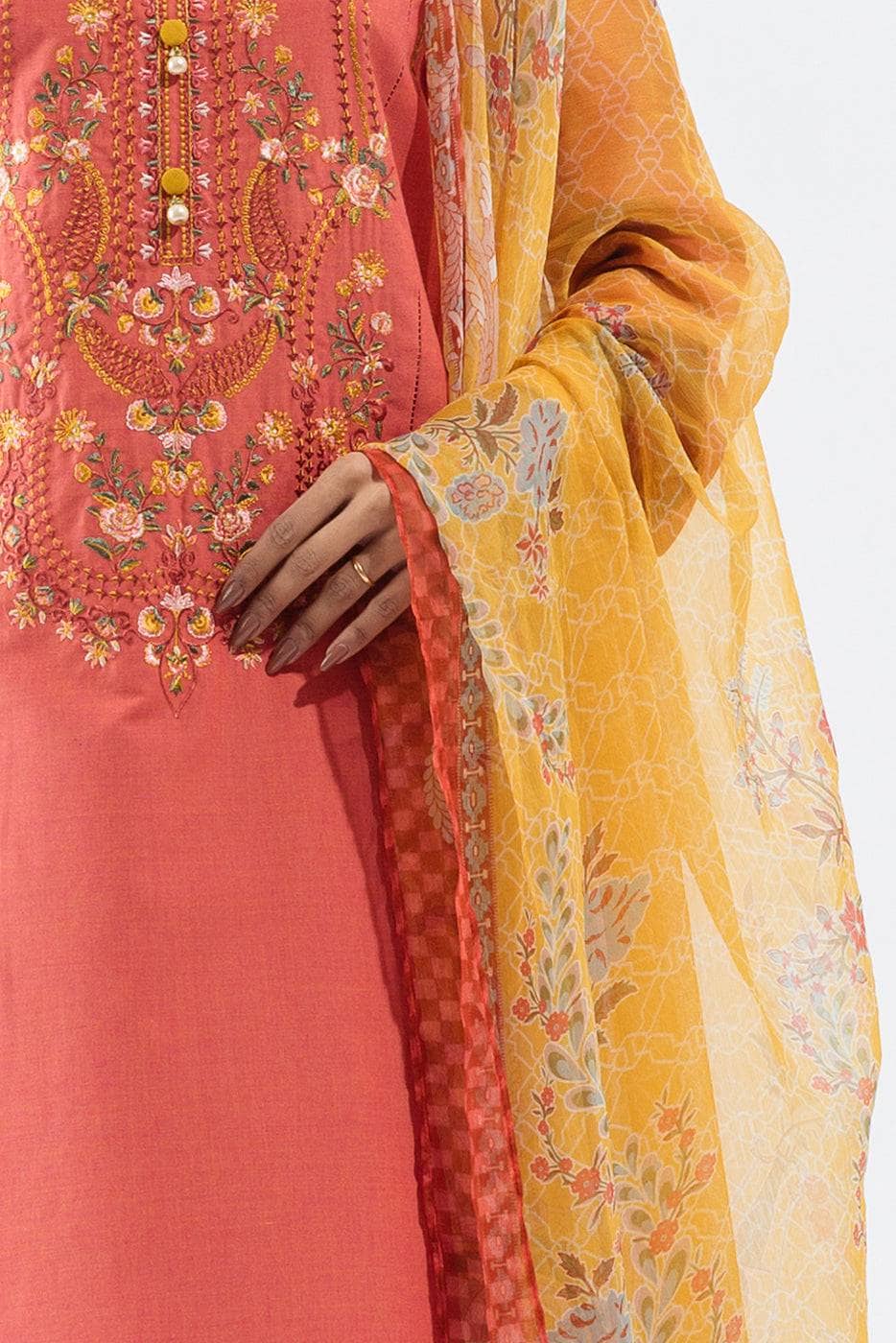 Img_beechtree_fall_winter_22_awwal_boutique