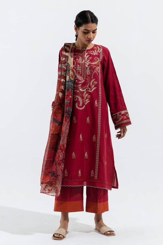 img_beechtree_lawn_2022_awwal_boutique