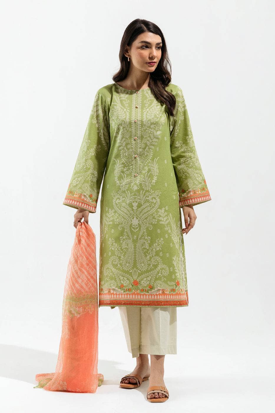 img_beechtree_lawn_23_awwal_boutique