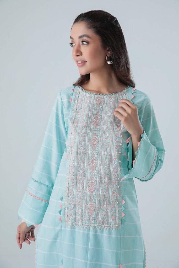 img_beechtree_lawn_2022_awwal_boutique