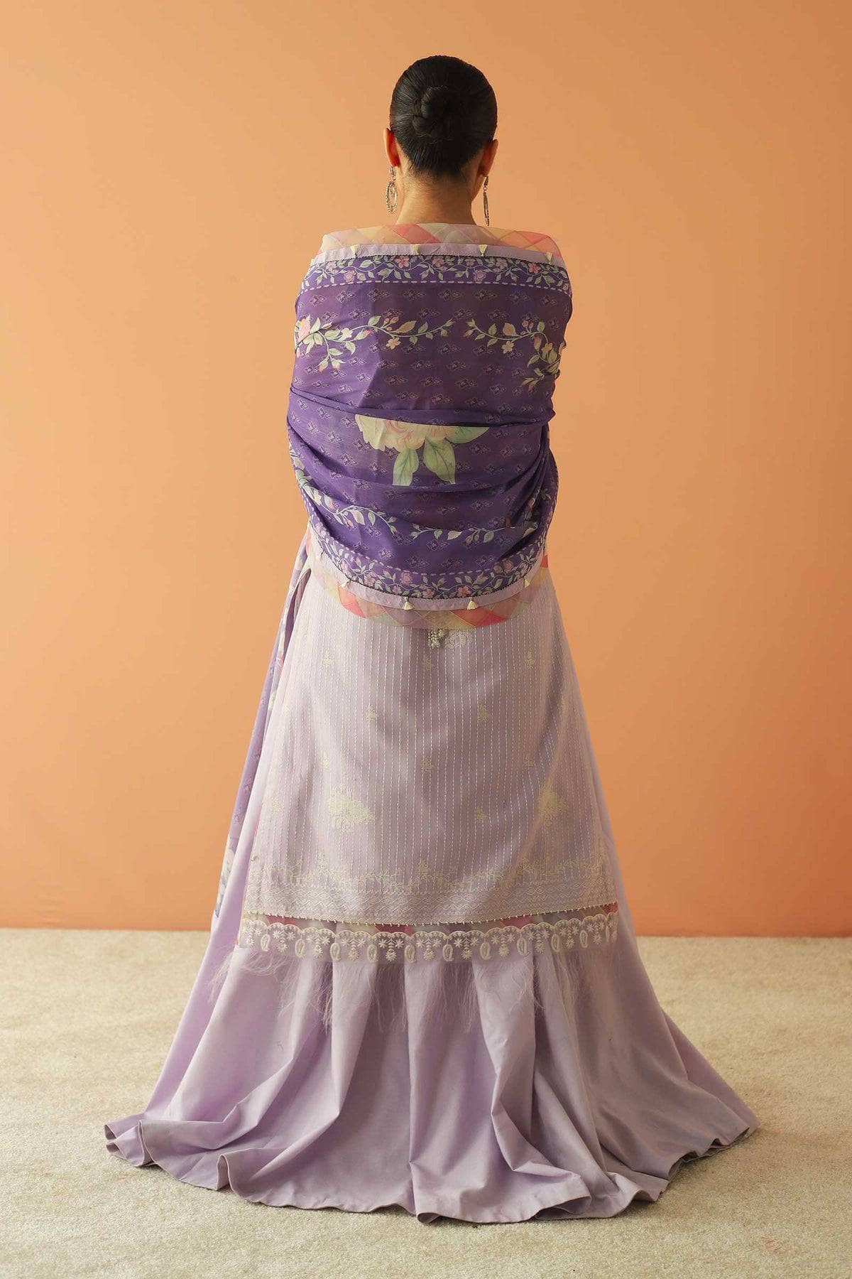 Img_zara_shahjahan_lawn_23_awwal_boutique