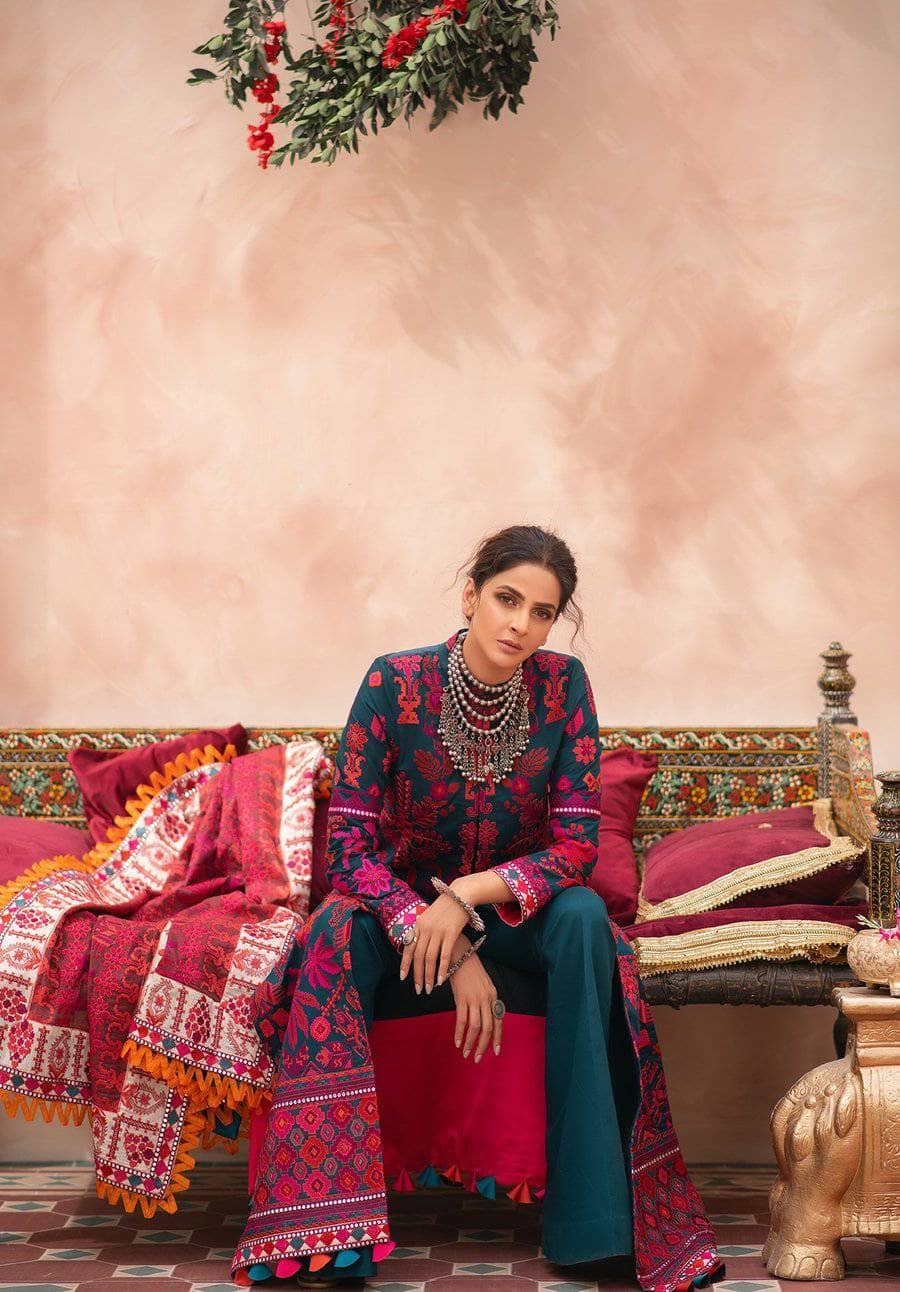 img_maryam_hussain_luxury_lawn_2021_awwal_boutique