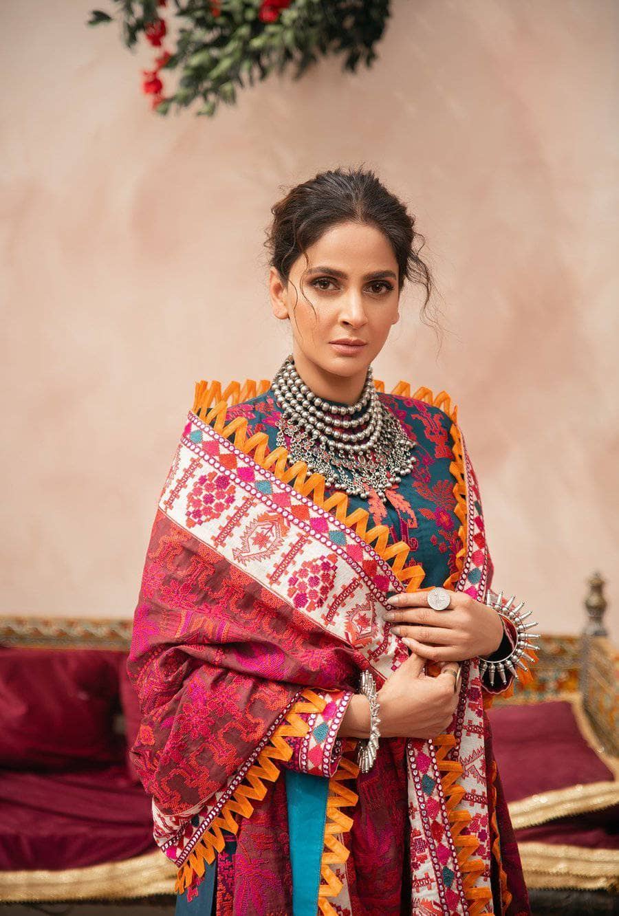 img_maryam_hussain_luxury_lawn_2021_awwal_boutique