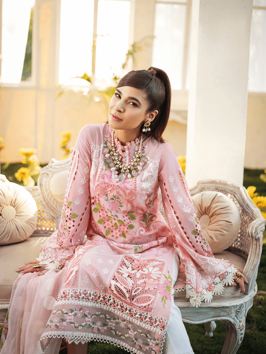 img_maryam_hussain_lawn_22_awwal_boutique